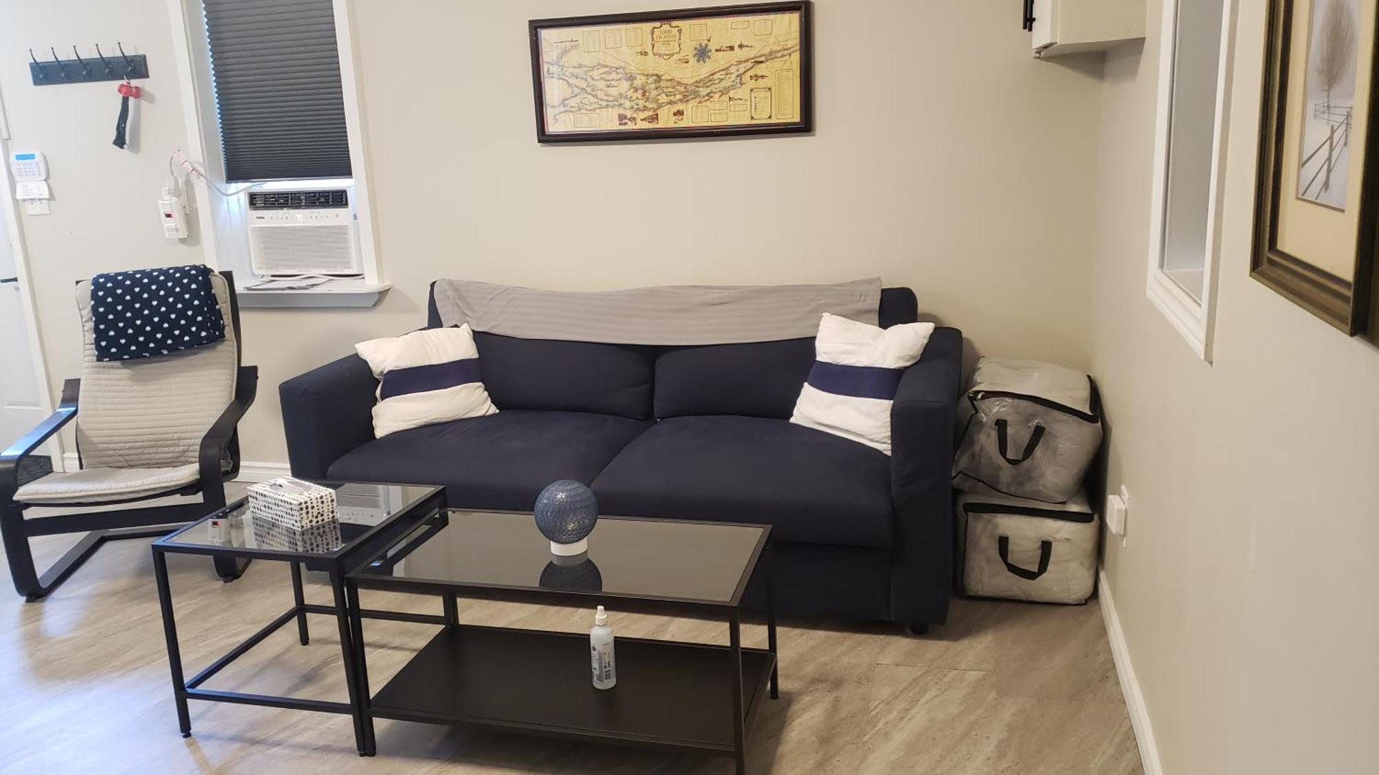 Cozy Home On A Quiet Street Minutes To Dt Kingston Bagian luar foto